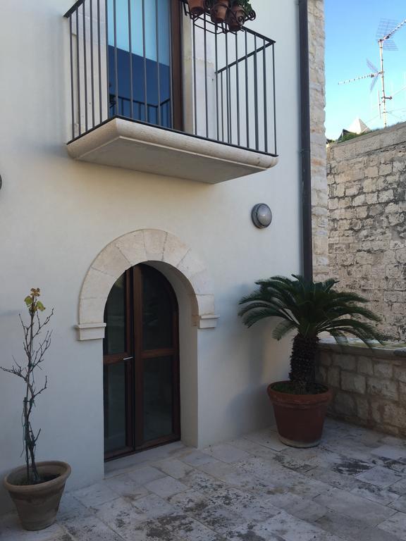 Casa Torre Di Mactheus Petraro Apartman Giovinazzo Kültér fotó