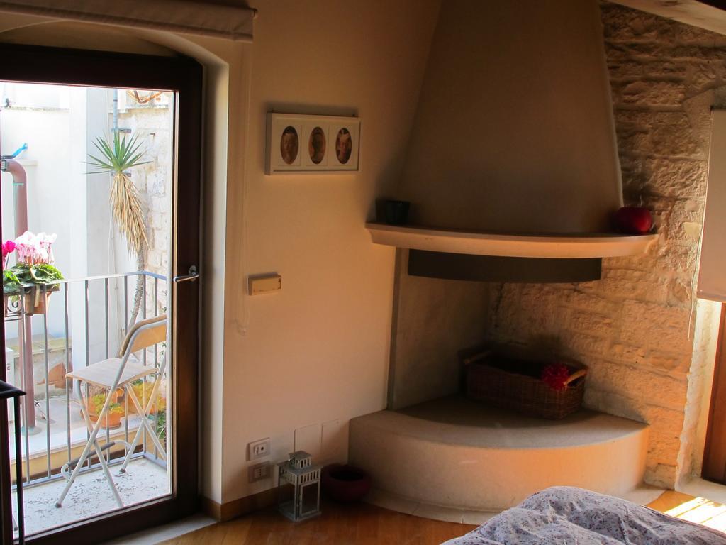 Casa Torre Di Mactheus Petraro Apartman Giovinazzo Kültér fotó
