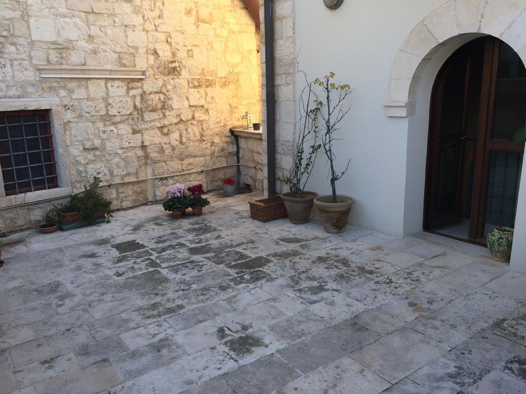 Casa Torre Di Mactheus Petraro Apartman Giovinazzo Kültér fotó