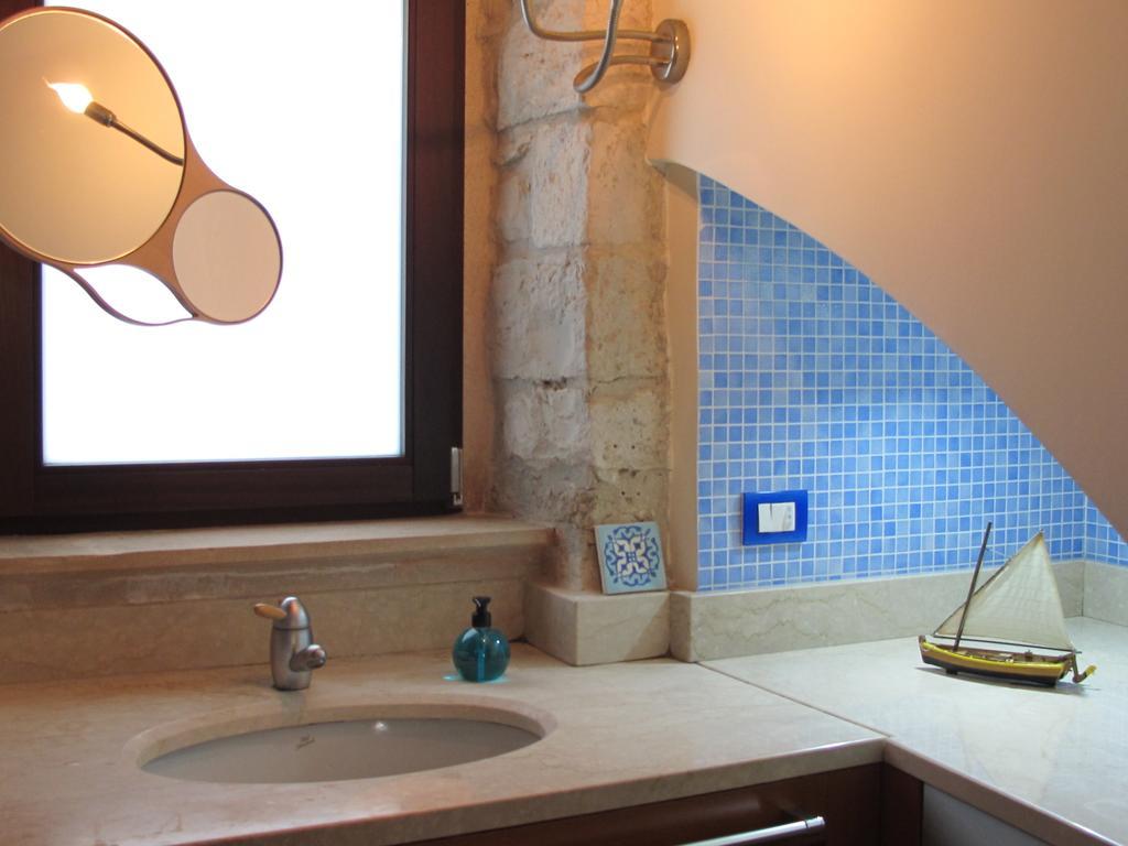 Casa Torre Di Mactheus Petraro Apartman Giovinazzo Szoba fotó